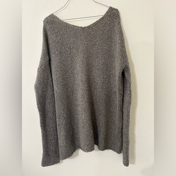 Vince Brown Long Sleeve V-Neck Sweater Size Medium Wool Linen Blend Marled Knit - Picture 3 of 10